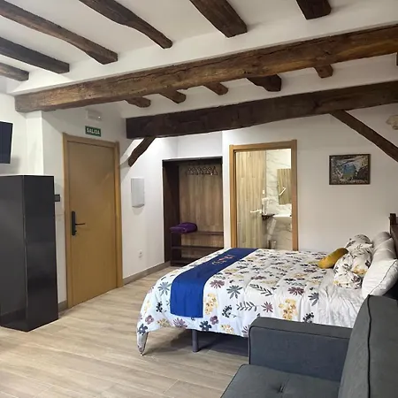 Arandi Baserria Apartman *