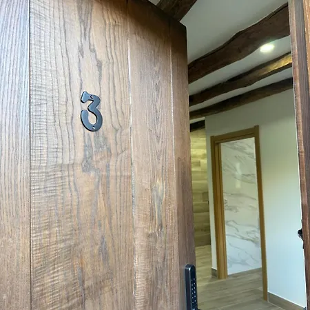 Arandi Baserria Apartman *